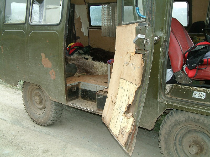 Altaj 2009 - UAZem po tajze- někde nad řekou Čulyšman 