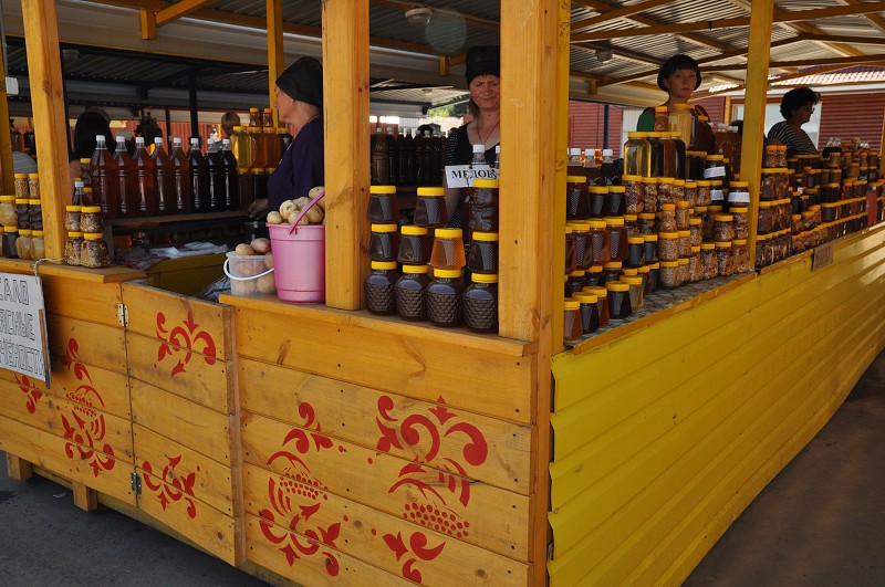 Altaj 2009 - med. tržiště mezi Gorno Altajskem a Bijskem 