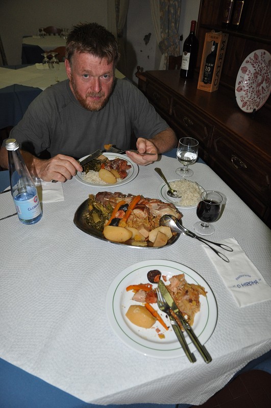 Azory 2013 - cozido - jídlo vařené v zemi 