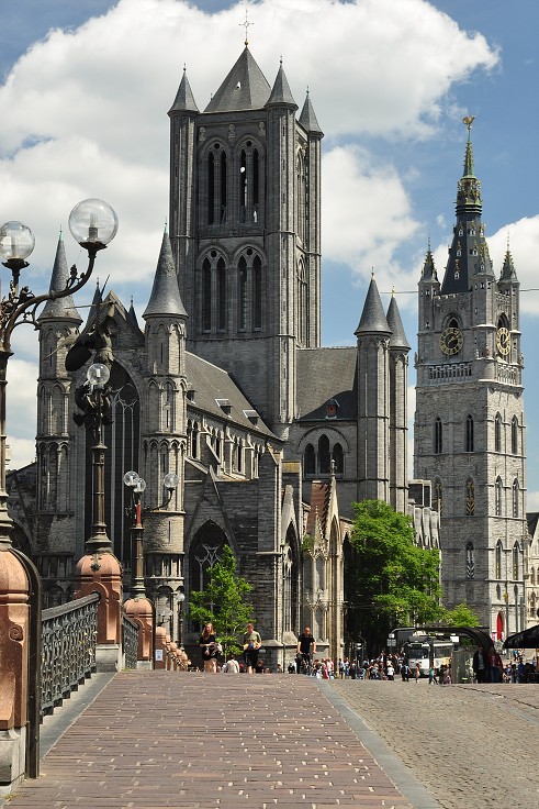 Benelux - kostel sv. Mikuláše + zvonice Belfort, Gent, Belgie 