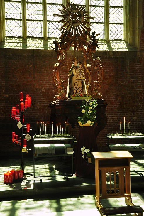 Benelux - kostel sv. Michaela, Gent, Belgie 