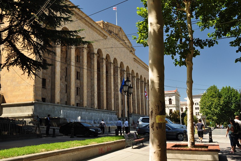 Kavkaz - Gruzie 2012 - Tbilisi - parlament 
