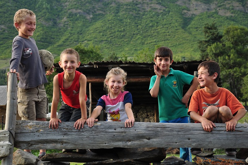 Kavkaz - Gruzie 2012 - Čolaši/1640m, údolí ř. Mulkhura 