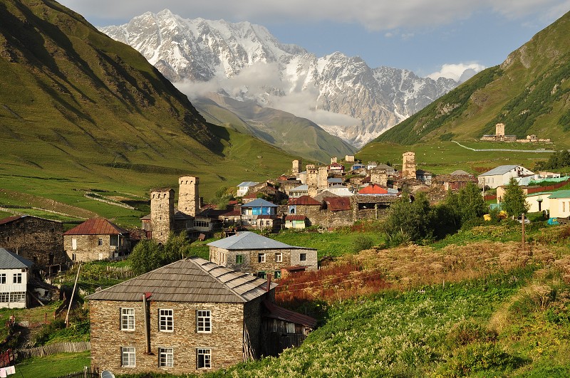 Kavkaz - Gruzie 2012 - Žibiani-Ušguli + masiv Šchara/5201 m 