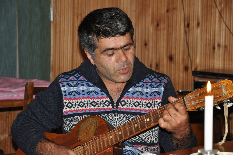 Kavkaz - Gruzie 2012 - řidič Koba 