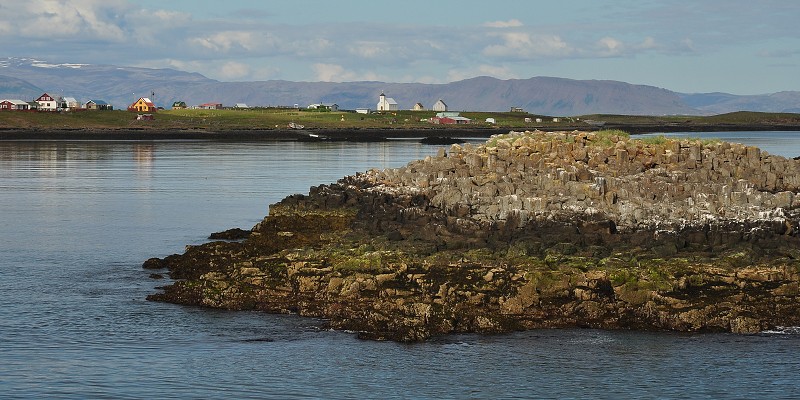 Island 2011 - ostrůvek Flatey z trajektu, Breiðalfjörður 