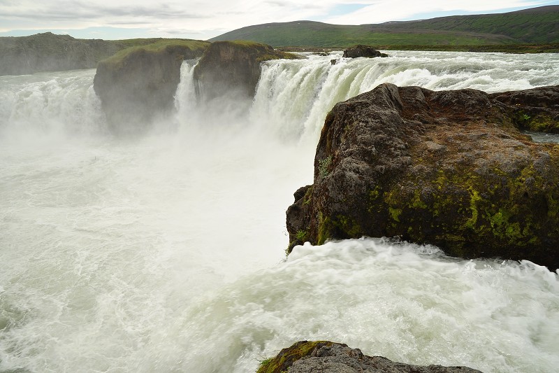 Island 2011 - vodopád Goðafoss 