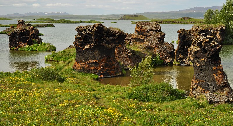 Island 2011 - klasary=lávové sloupy, Höfði, jezero Mývatn 