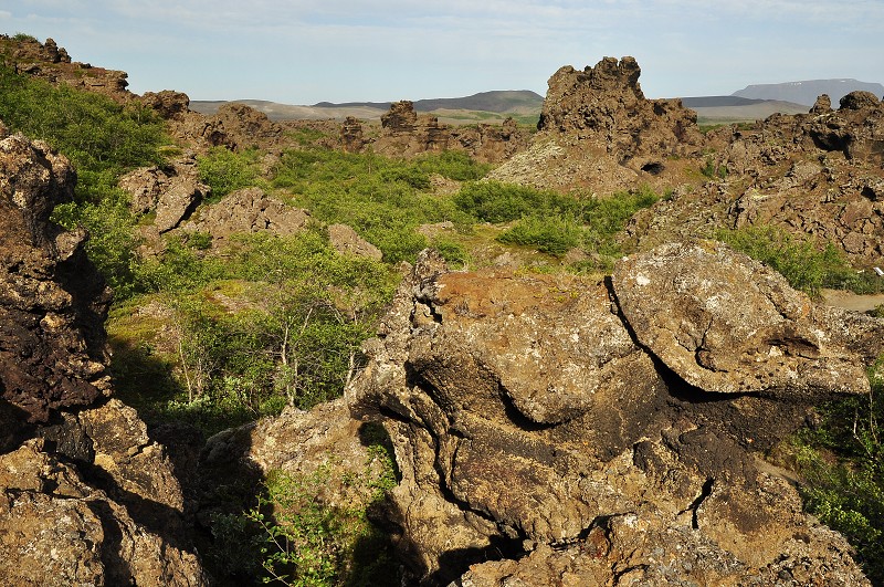 Island 2011 - lávové pole Dimmuborgir, oblast Mývatn 