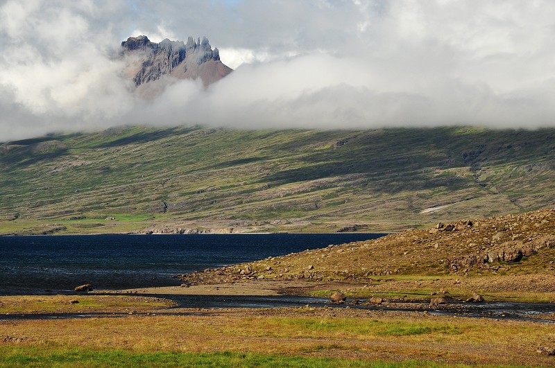 Island 2011 - fjord Berufjörður 