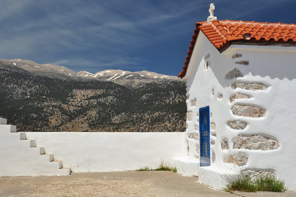 Kréta - hory Lefka Ori od kostelíka Ag.Katarini 