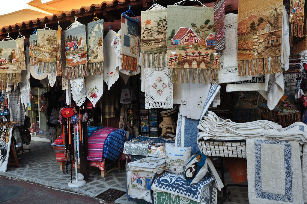 Kréta - obchůdky ve Spili 