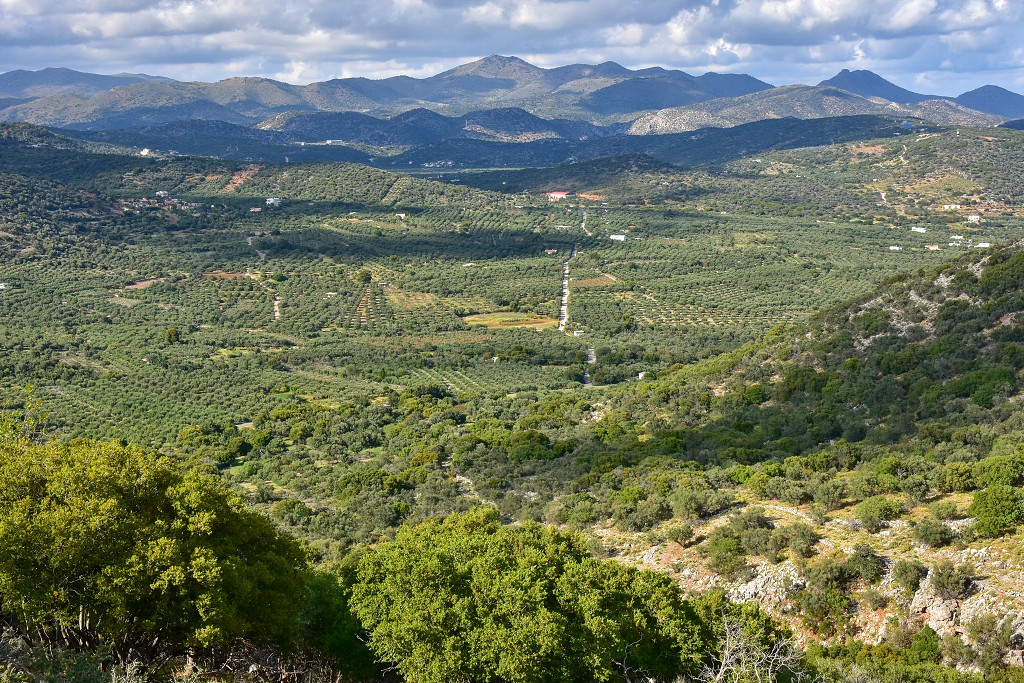 Kréta - U vsi Tapes, záp. od Agios Nikolaos 