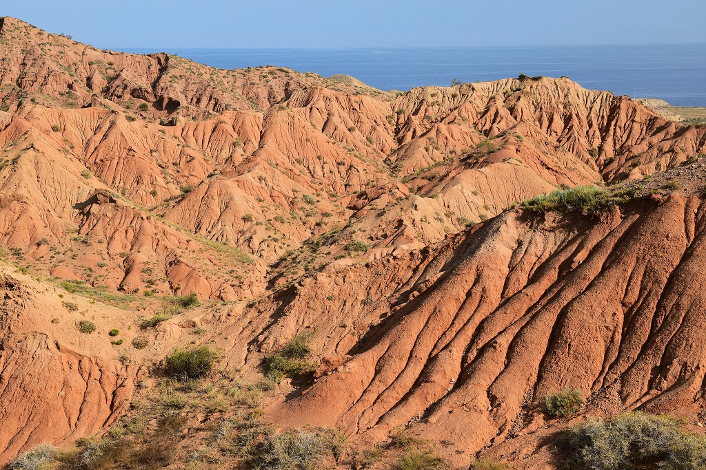 Kyrgyzstán - kaňon Skazka, již. břeh Issyk-Kulu 