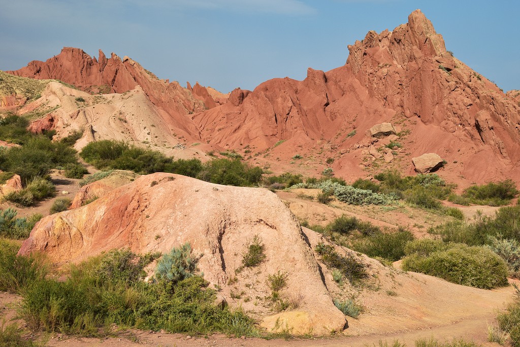 Kyrgyzstán - kaňon Skazka, již. břeh Issyk-Kulu 
