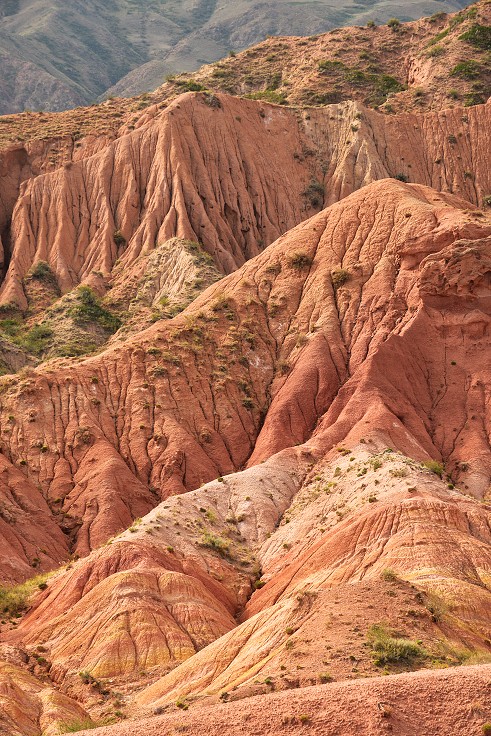 Kyrgyzstán - kaňon Skazka, již. břeh Issyk-Kulu 