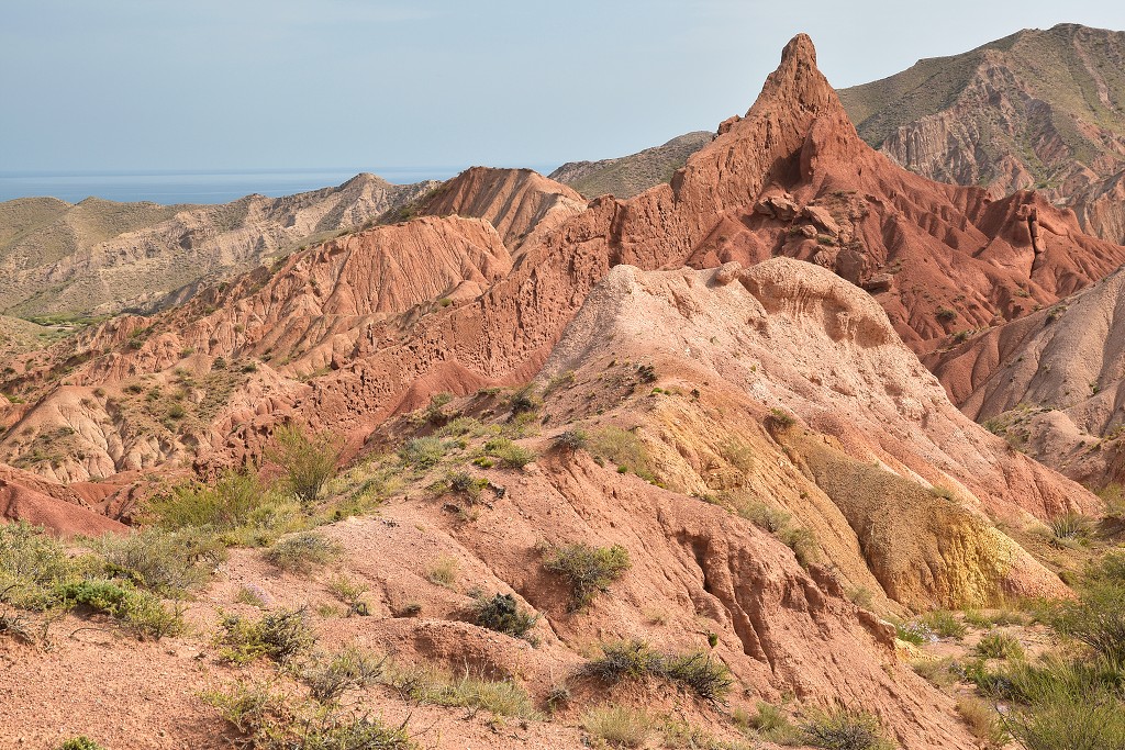 Kyrgyzstán - kaňon Skazka, již. břeh Issyk-Kulu 