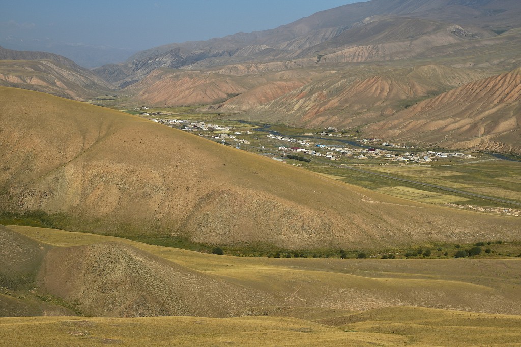 Kyrgyzstán -  Ak-Kiya 2450 m, jv. od Kočkoru 