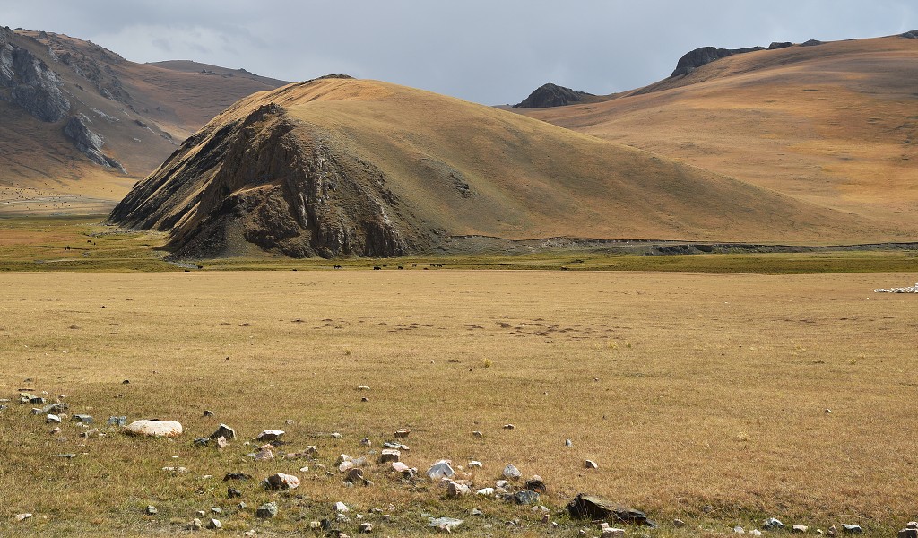 Kyrgyzstán - cestou na sedlo Jalpakbel Ashuu (3300 m) 