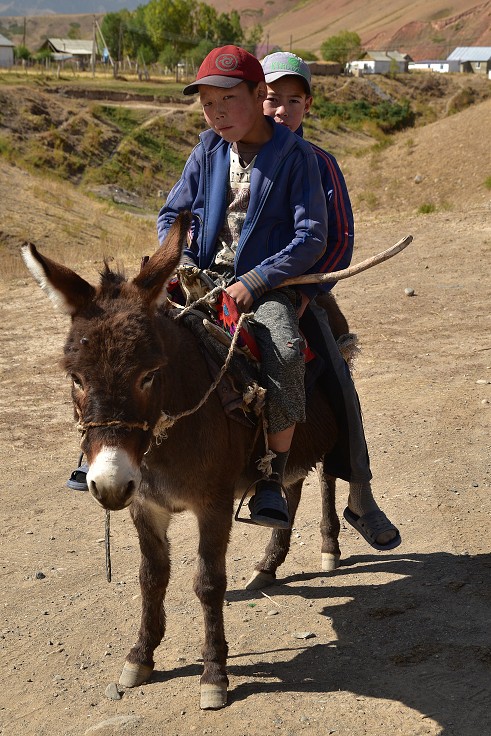 Kyrgyzstán - v Eki-Narynu 
