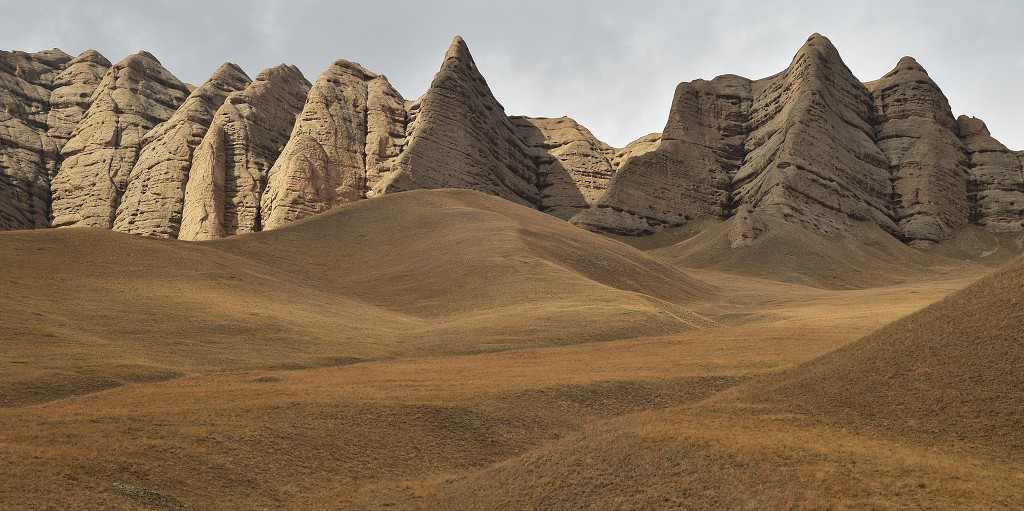 Kyrgyzstán - u průsmyku Kulak Ashuu (3390 m) 