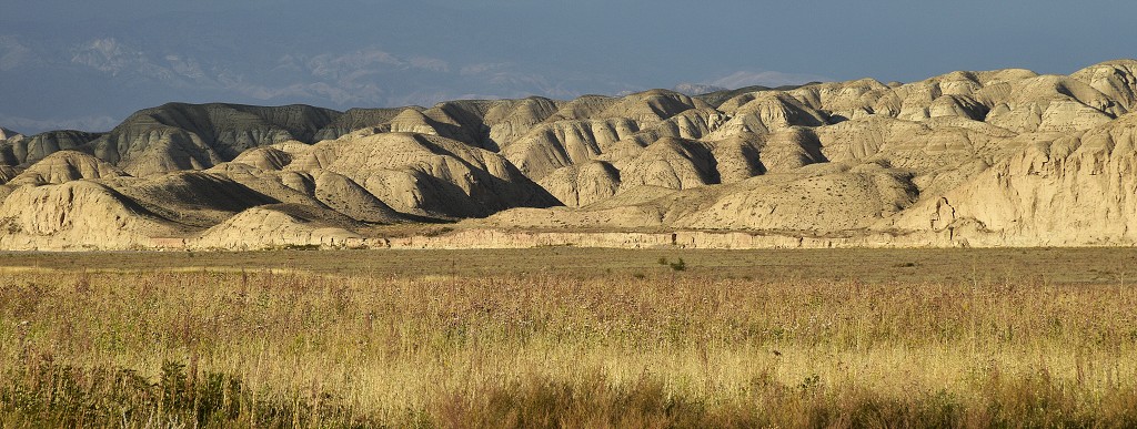 Kyrgyzstán - krajina u Baetova 