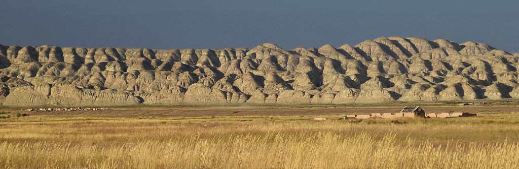 Kyrgyzstán - krajina u Baetova 