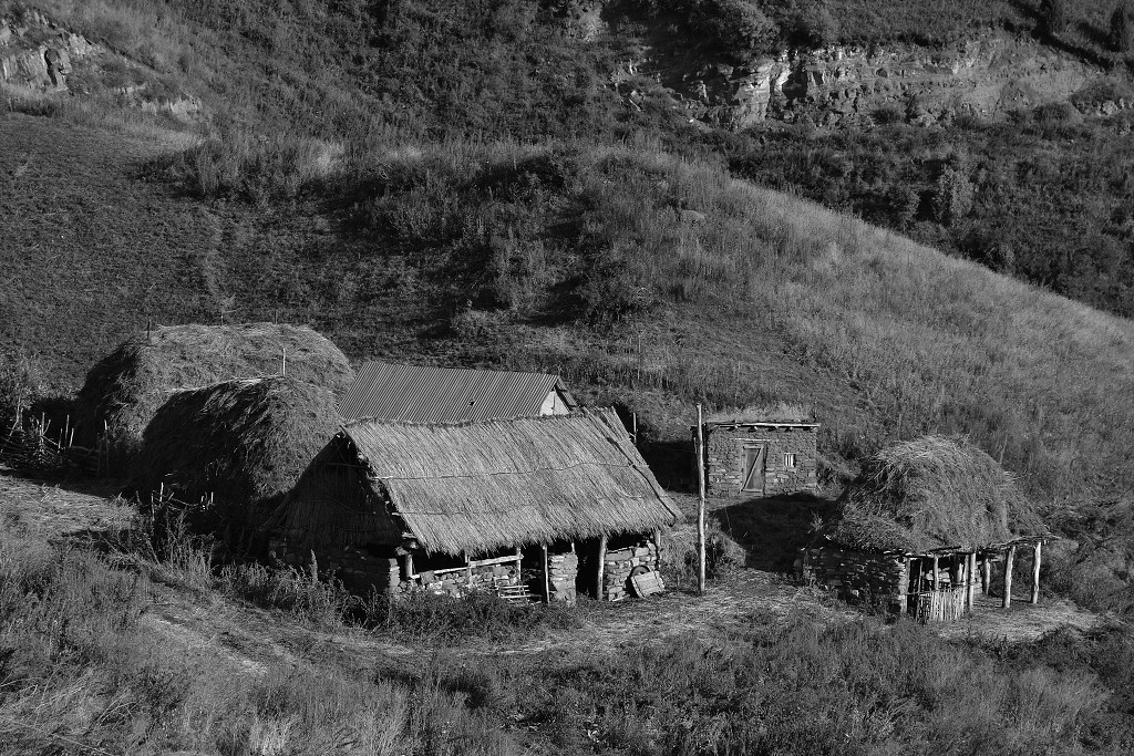 Kyrgyzstán - na cestě mezi ř. Kökömeren a osadou Noot-Toluk 