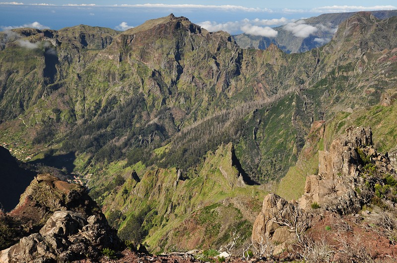 Madeira 2013 - hřebeny nad údolím jeptišek 