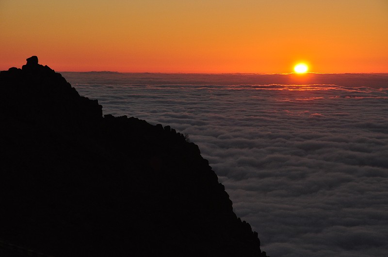 Madeira 2013 - východ slunce na Pico do Arieiro 