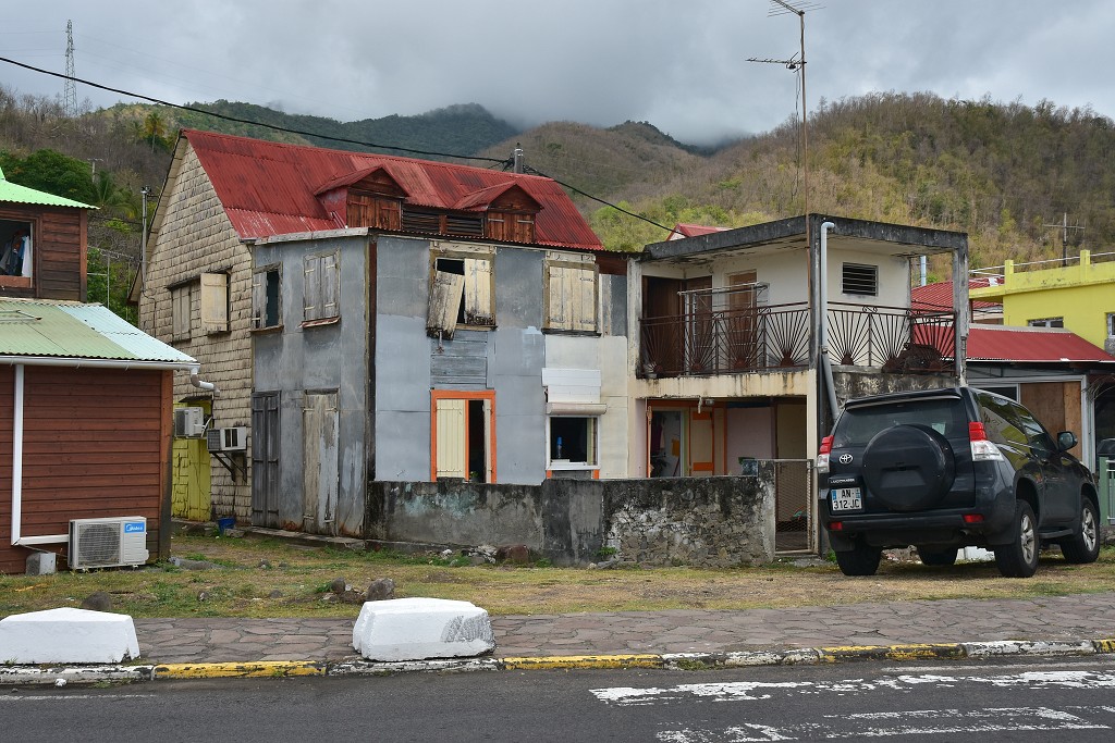 Malé Antily - Guadeloupe, Basse Terre - městečko Pointe Noire