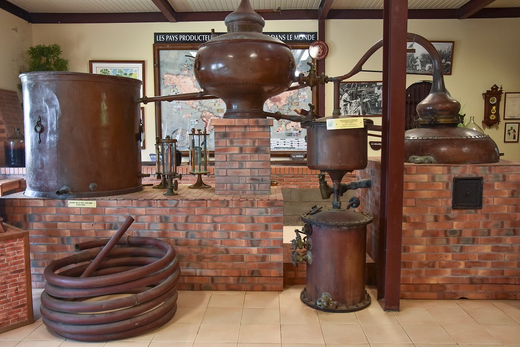 Malé Antily - Guadeloupe, destilérie + muzeum rumu, Sainte-Rose