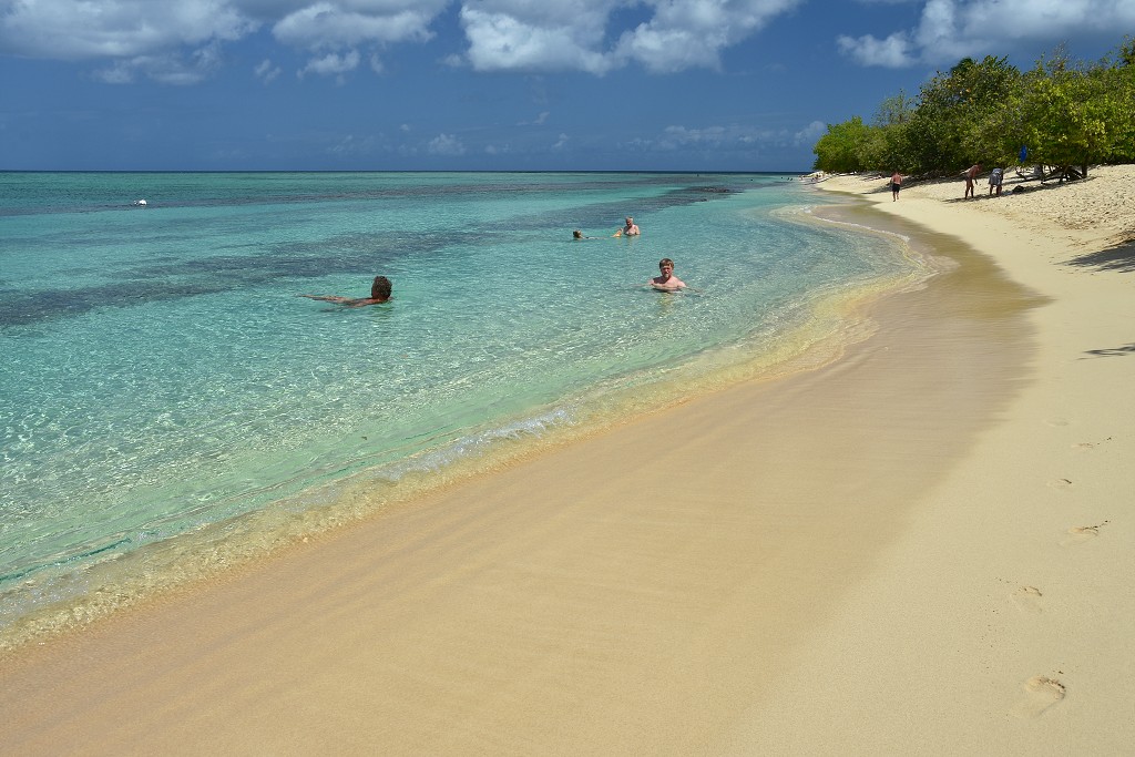 Malé Antily - Guadeloupe, Grande Terre, u Port Louis