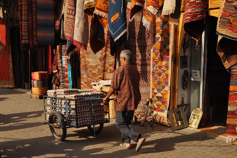 Maroko - Marrákeš - souk 
