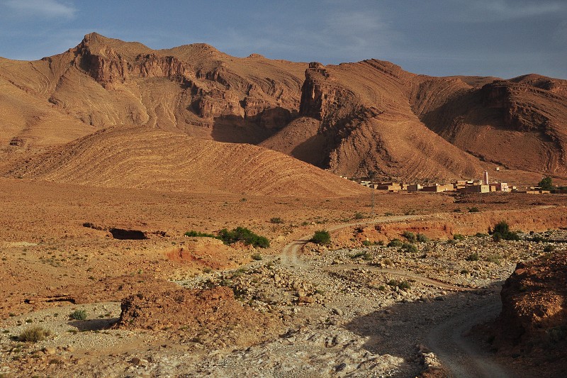 Maroko - večerní hory v okolí Tisgui-Ida-ou-Ballou 