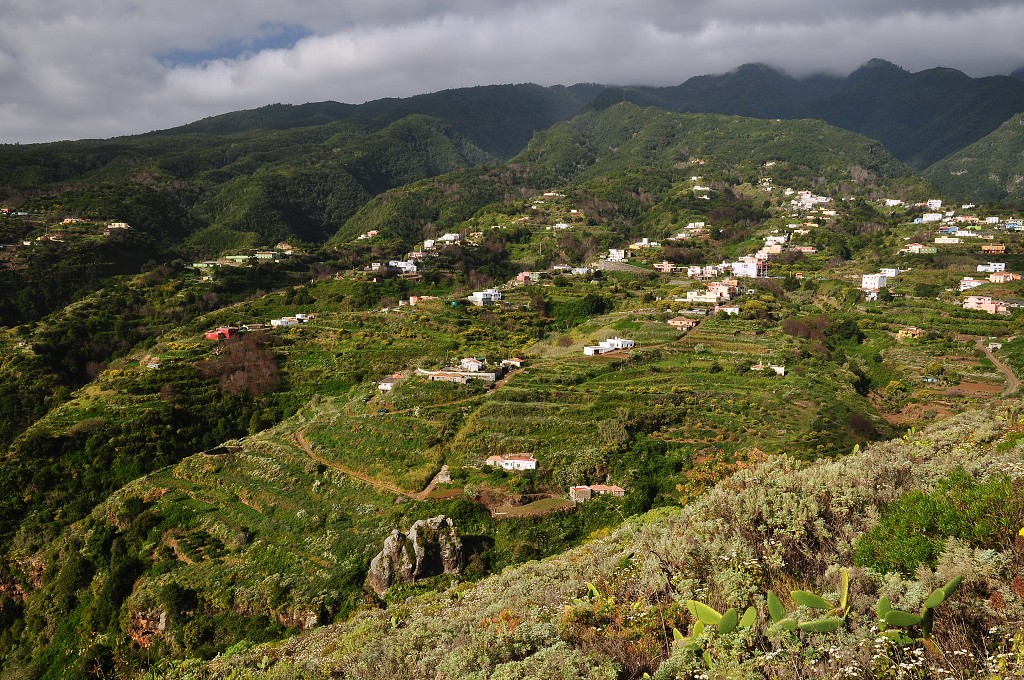La Palma - Kanáry 2015 - vyhlídka z Mirador de la Galga, vých. pobř. 