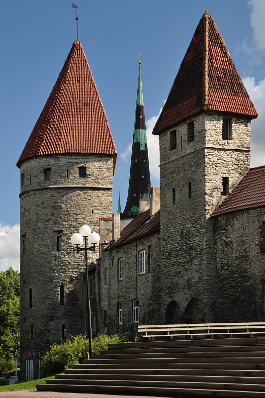 Pobaltí 2014 - městské hradby, Tallin, Estonsko 