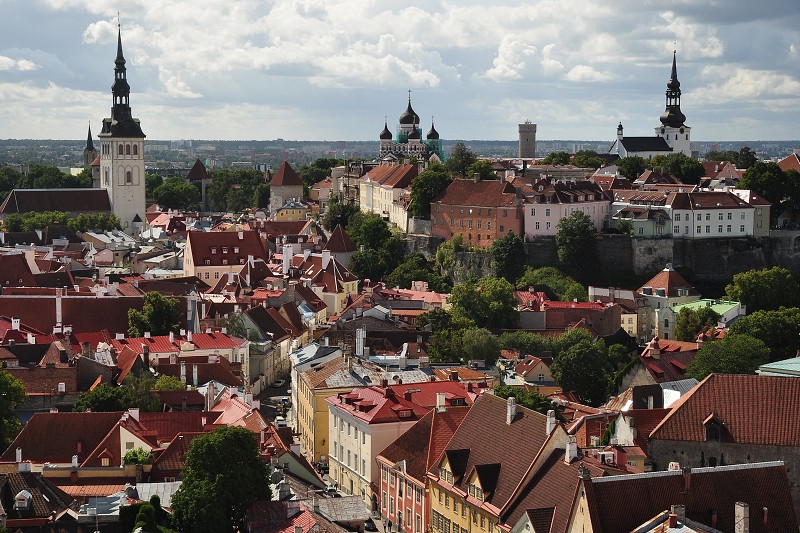 Pobaltí 2014 - vrch Toompea z věže kostela Sv. Olafa, Tallin 
