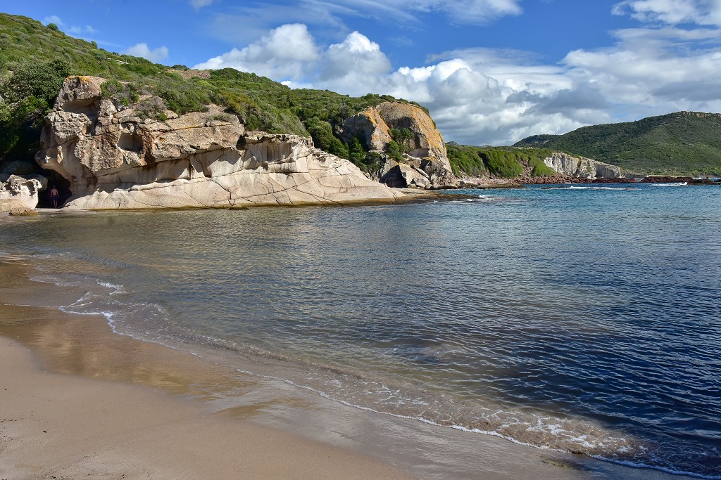 Sardinie - Pláž Cumpultittu, sev. od Bosy 