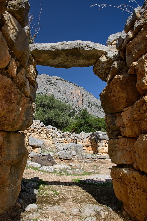 Sardinie - Nuragic complex of Sa Sedda e Sos Carros 