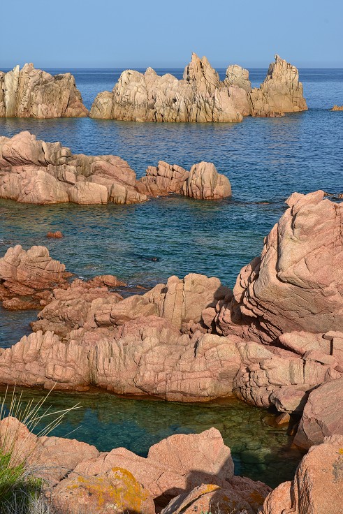 Sardinie - Pěšky z Costa Paradiso do Cala Tinnari 