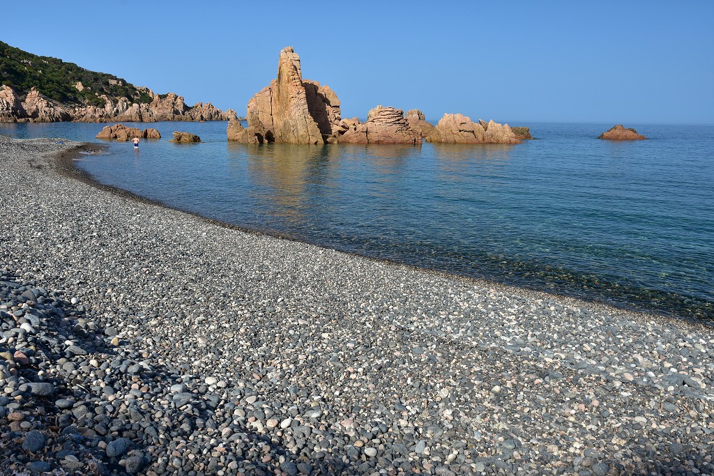 Sardinie - Pěšky z Costa Paradiso do Cala Tinnari 