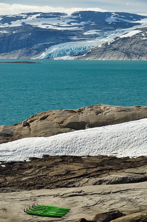 Skandinávie - jezero Storglomvatnet, Svartisen