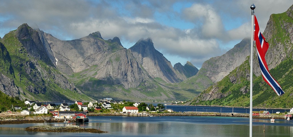 Skandinávie - Reine, ostrov Moskenesøya, Lofoty