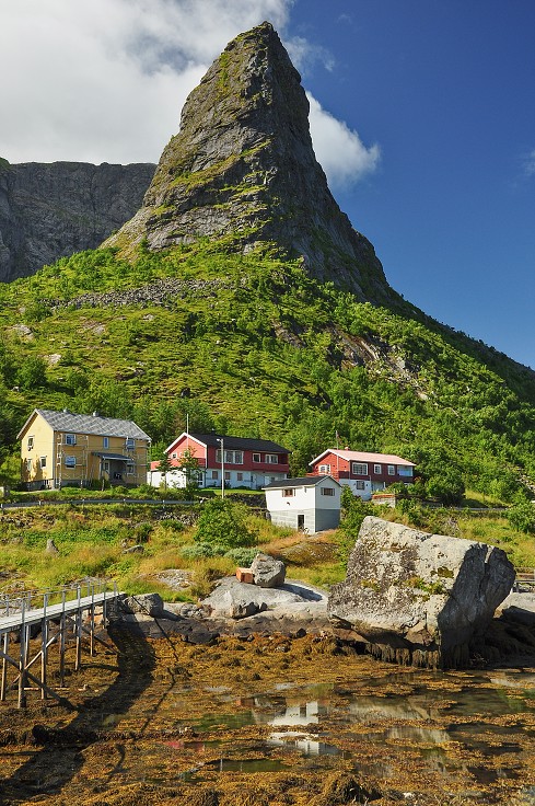 Skandinávie - Reine, ostrov Moskenesøya, Lofoty