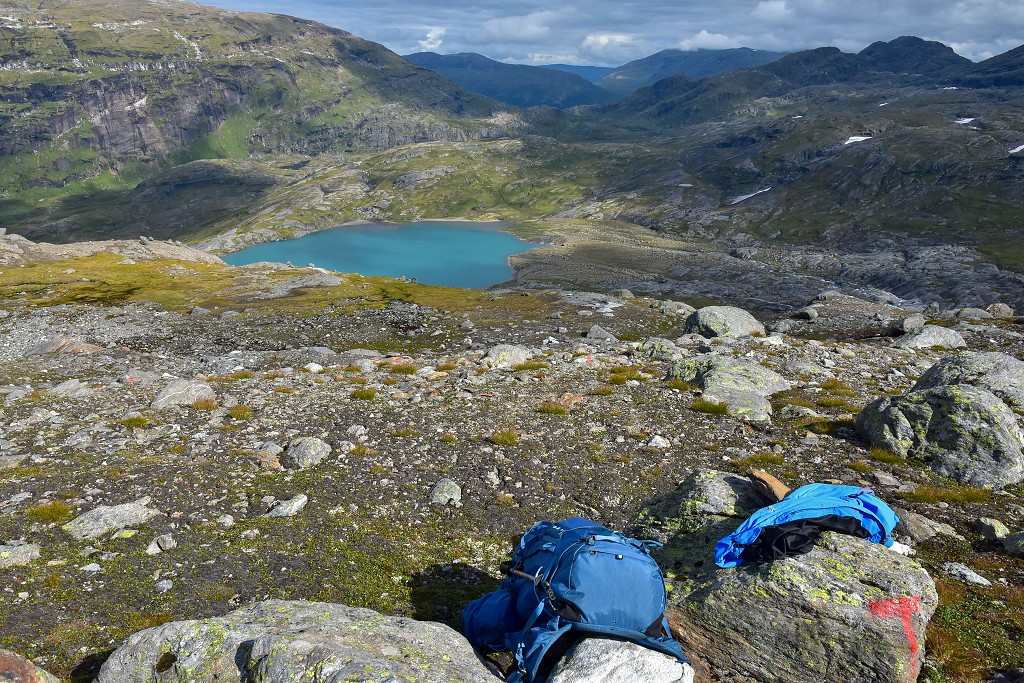 Skandinávie - nad jez. Lonna, trek Okstindan 