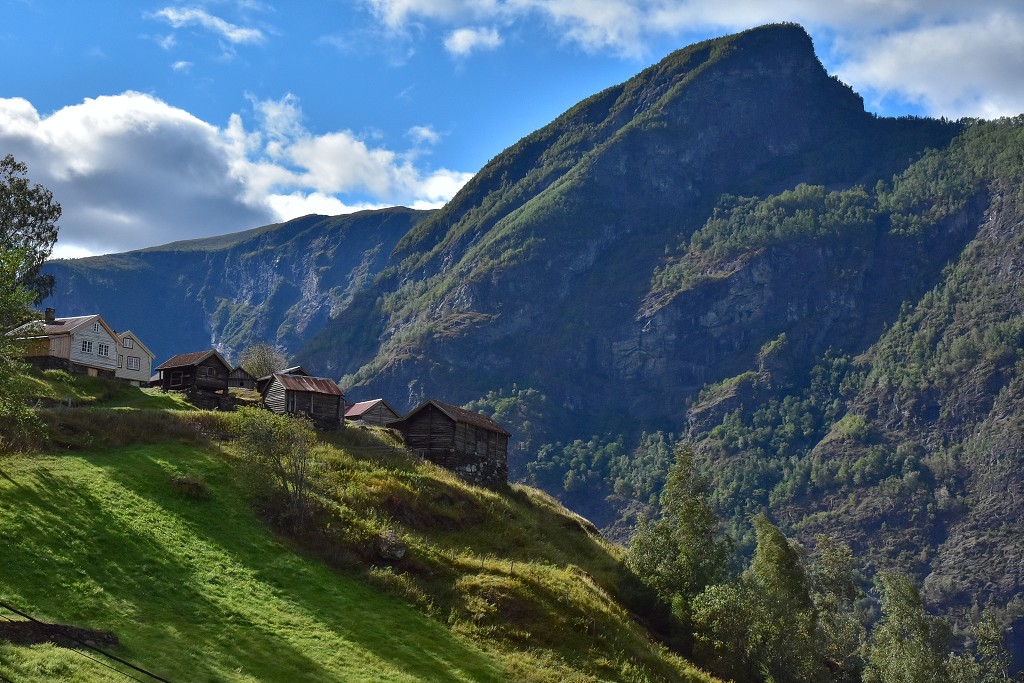 Skandinávie - nad Aurlandfjordem, oblast Sognefjord 