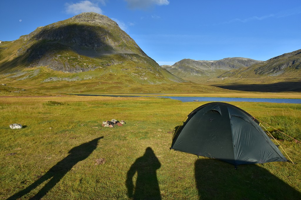 Skandinávie - Øvstedalen, již. od led. Fresvikbreen, Sognefj. 