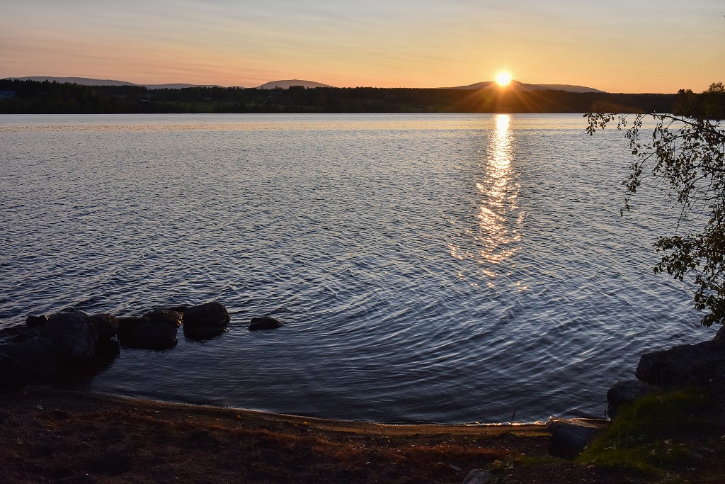 Jezero Lillsjön, u Hallenu