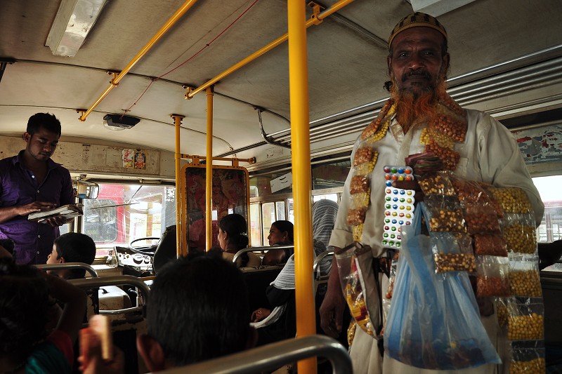 Srí Lanka 2015 - v autobuse, Trincomalee 